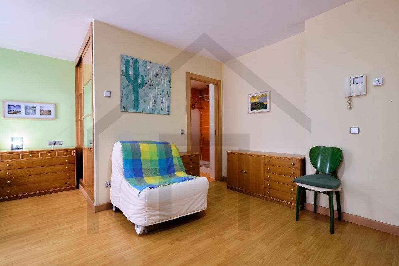Loft En Oviedo - Ideal Para 3 Personas Eksteriør bilde