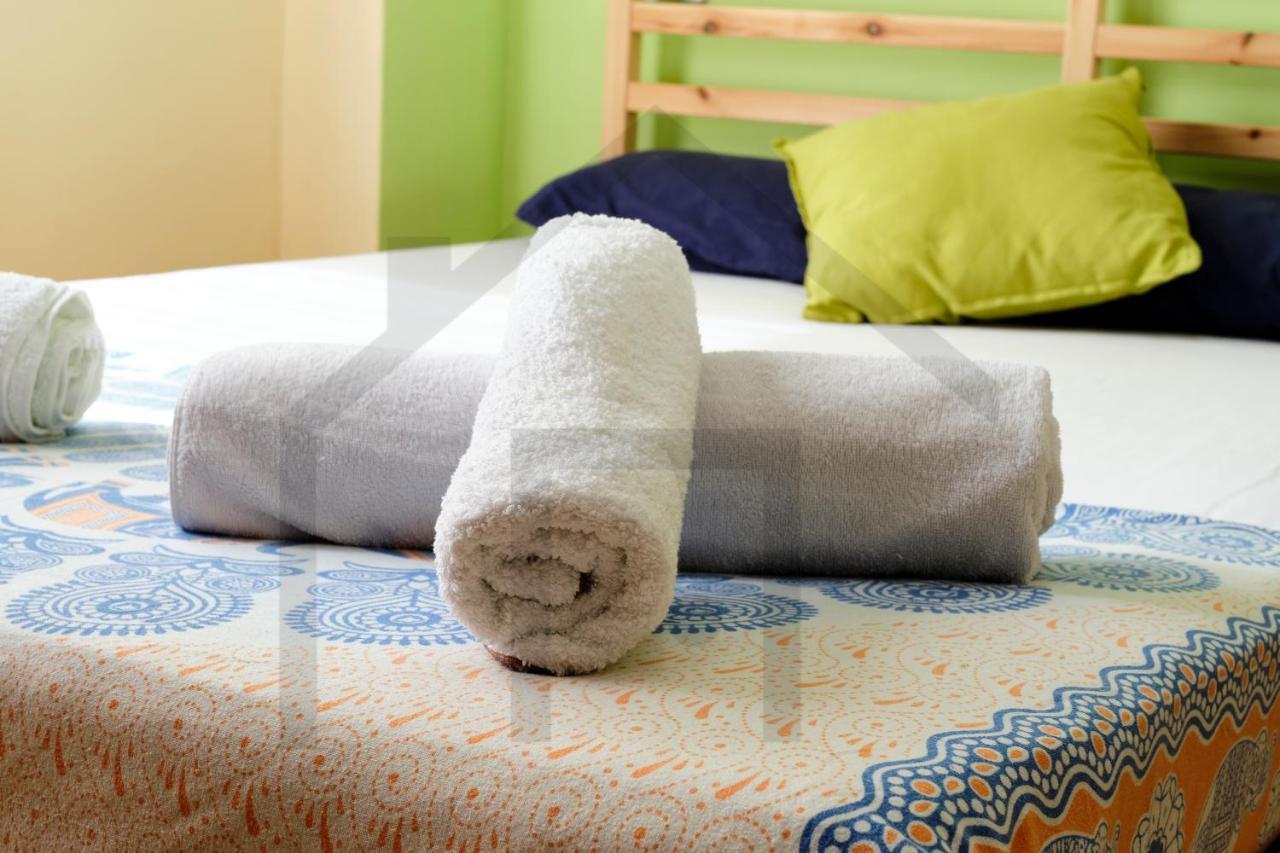Loft En Oviedo - Ideal Para 3 Personas Eksteriør bilde